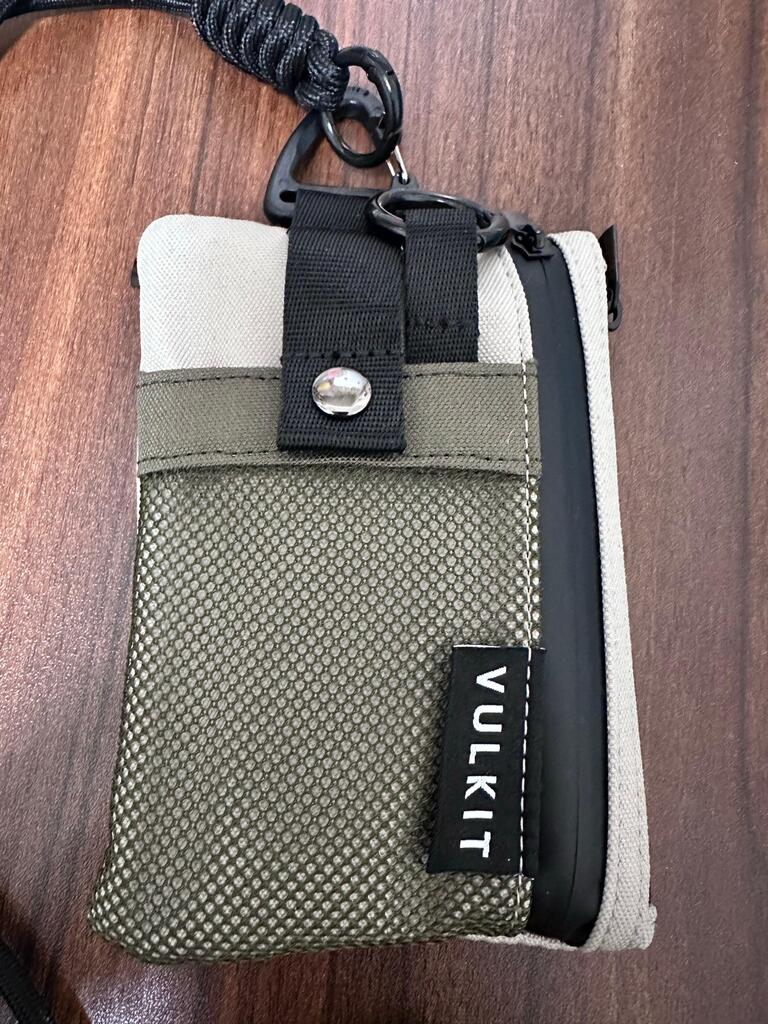 VULKIT VW124 portafoglio RFID nylon nero viaggio