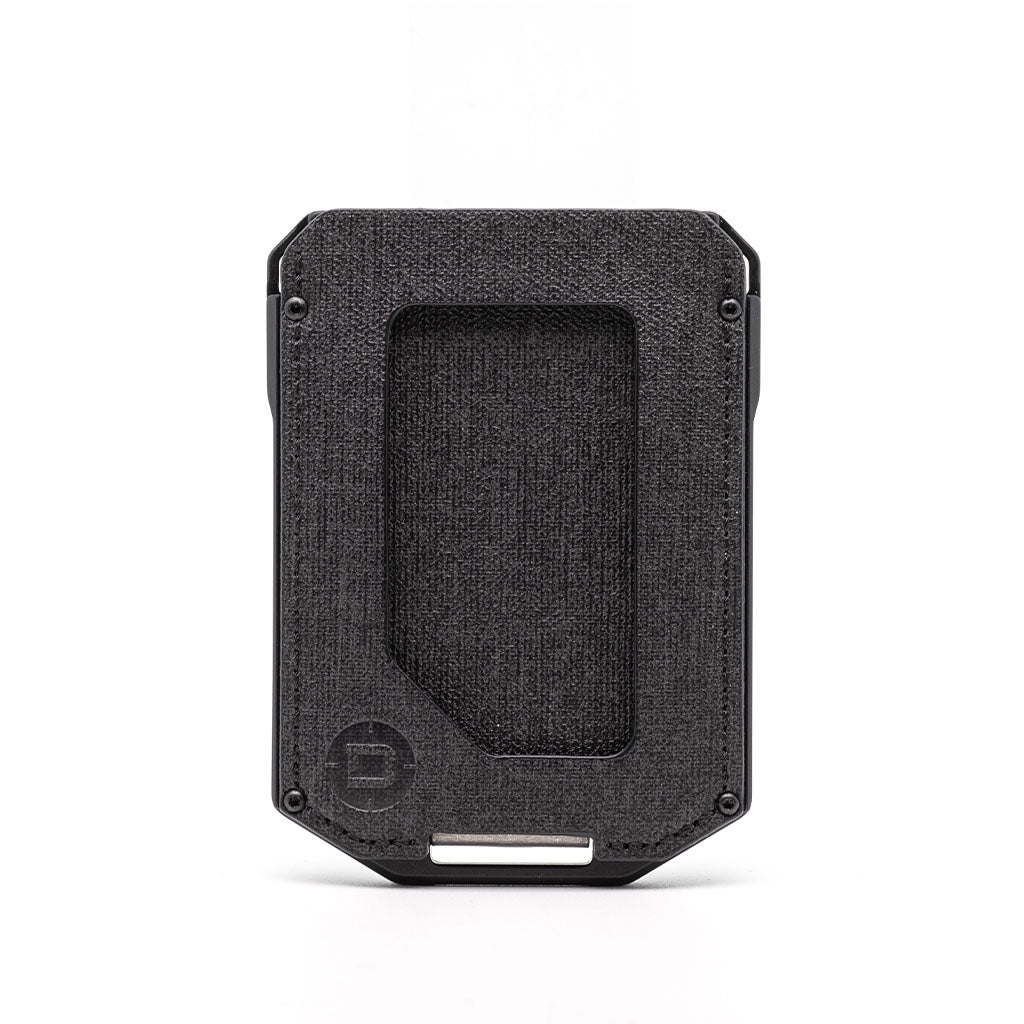 Dango M4 Maverick portafoglio Jet Black titanio RFID 9 carte