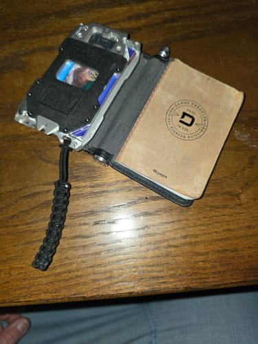 Dango A10 Adapt Bifold portafoglio alluminio RFID 10 carte