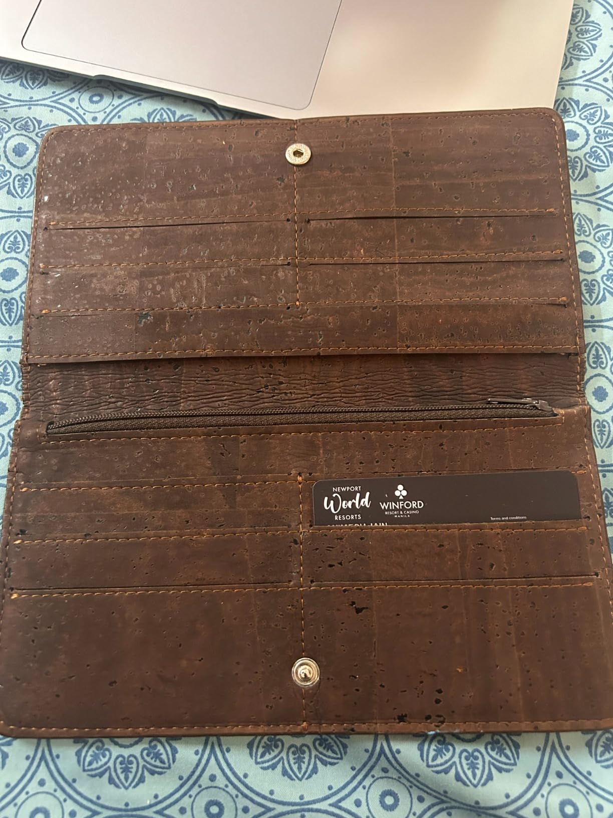 Corkor Wallets Portafoglio Zebra Bottone RFID