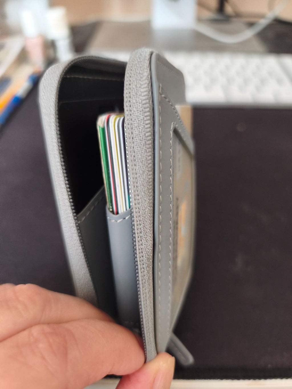 VULKIT VW113 portacarte RFID pelle nero slim