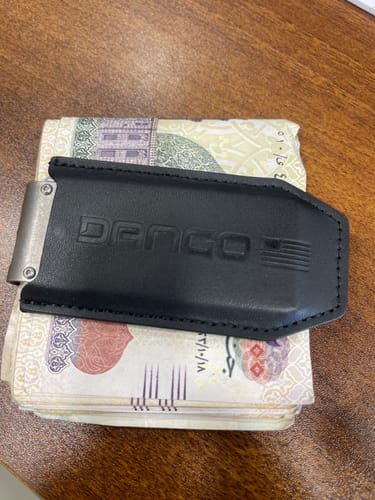 Dango MC02 fermasoldi titanio argento satinato
