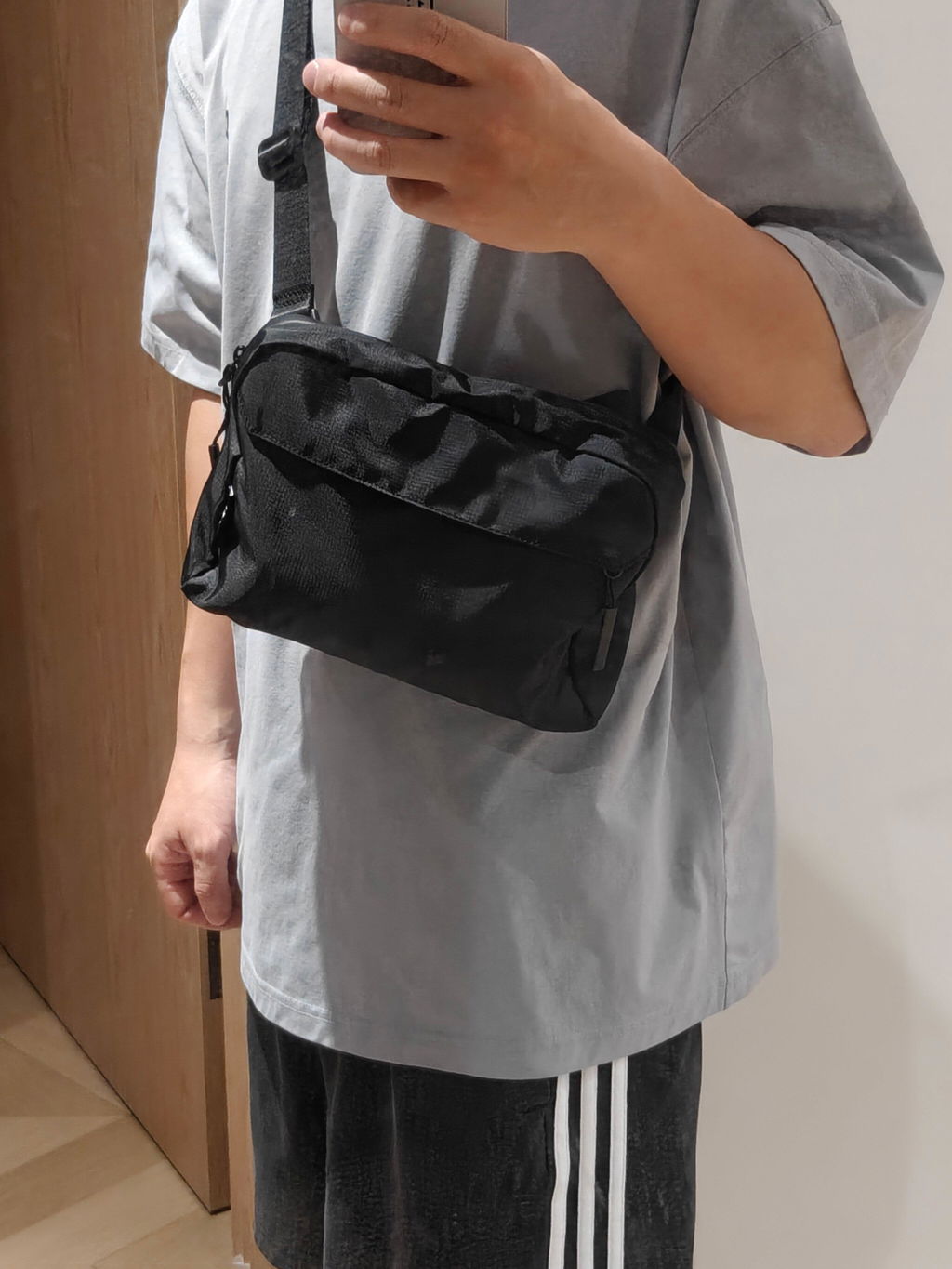 VULKIT VB116 City Flux borsa tracolla nera leggera impermeabile