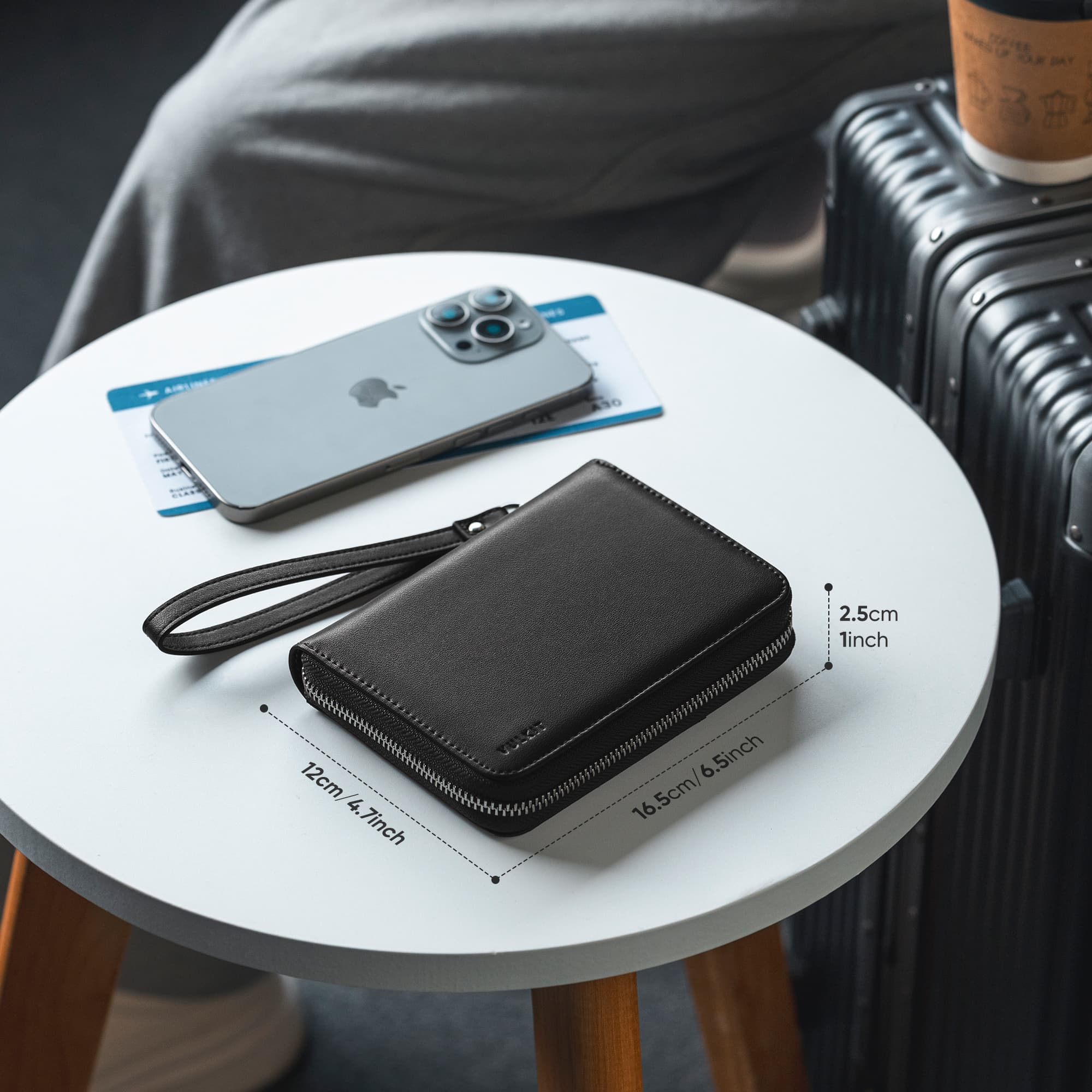 VULKIT Passport VPW111 porta passaporto pelle nero RFID zip