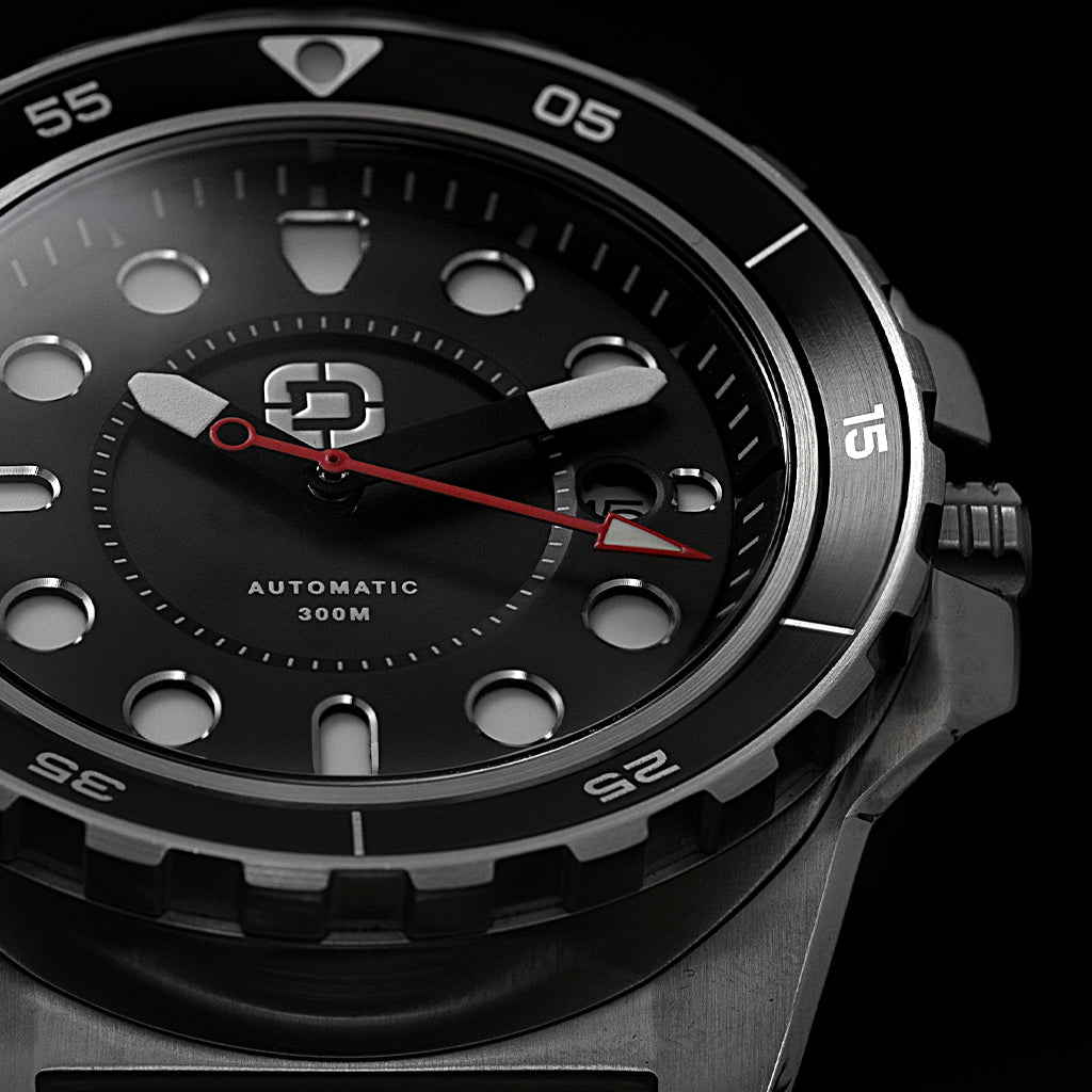 Dango DV-02 orologio subacqueo automatico acciaio nero