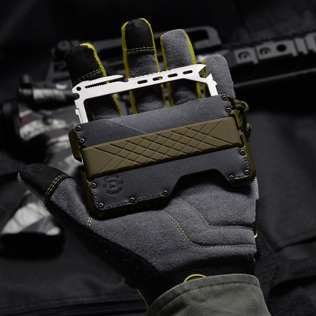 Dango T01 Tactical portafoglio alluminio Moss Green 12 carte RFID