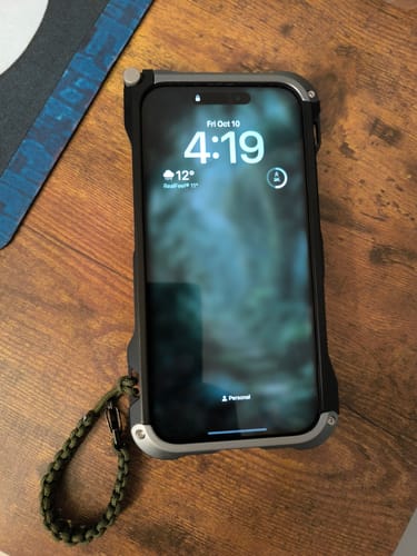 Dango Adapt Cover iPhone 16 Pro Max nero oro silicone