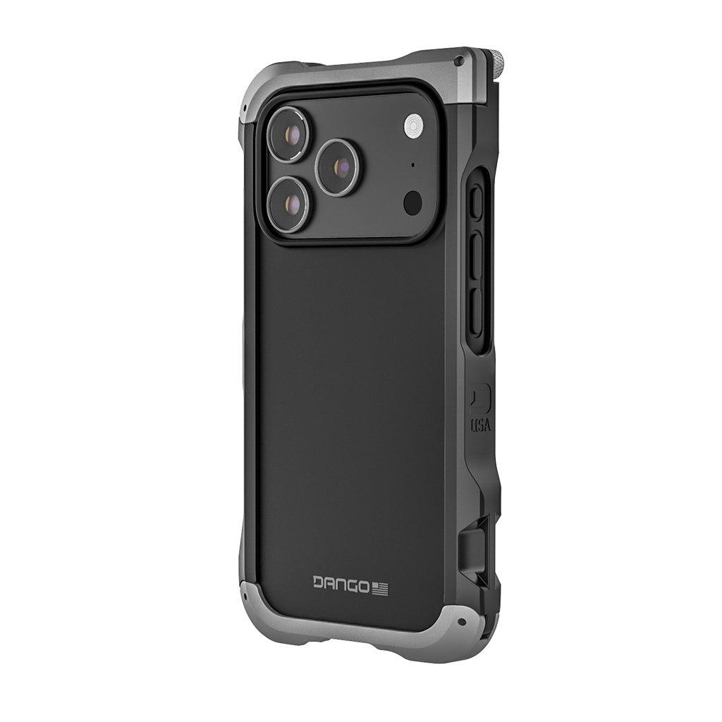 Dango Adapt Case cover iPhone 17 Pro Jet Black Champagne Gold MagSafe