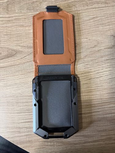 Dango M4 Maverick portafoglio bifold pelle Jet Black 13 carte
