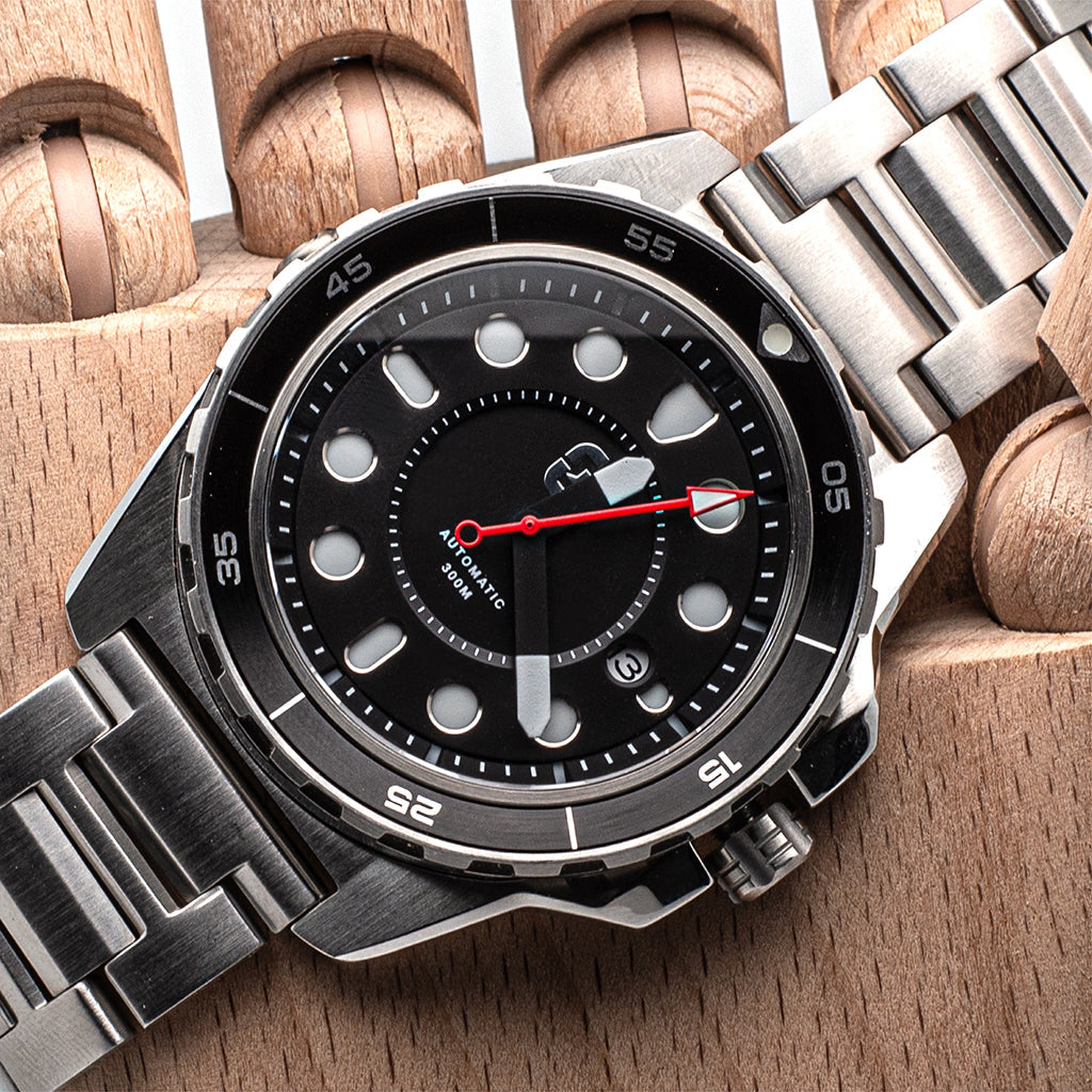 Dango DV-02 orologio subacqueo automatico acciaio nero
