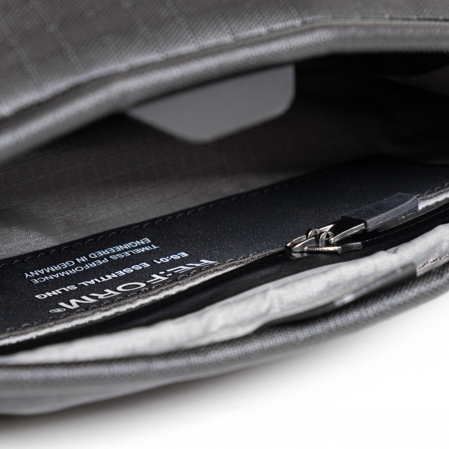 Re{form} Slings ES:01 Sling Marsupio 1.2L Nylon