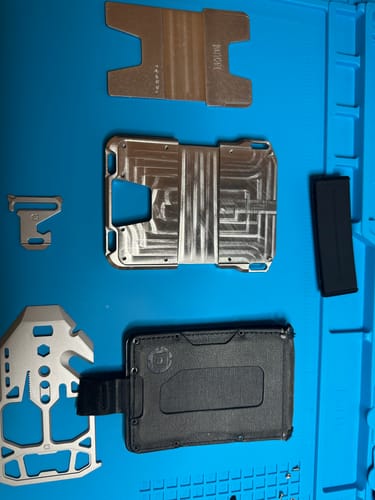 Dango M1 Maverick bifold DTEX tasca con MT01 Multi-Tool
