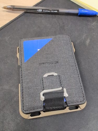 Dango M1 Maverick portafoglio bifold nero Spec-Ops DTEX 4 tasche
