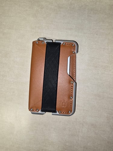 Dango Wallet Add-Ons 3 Pocket Bifold portafoglio Whiskey Brown