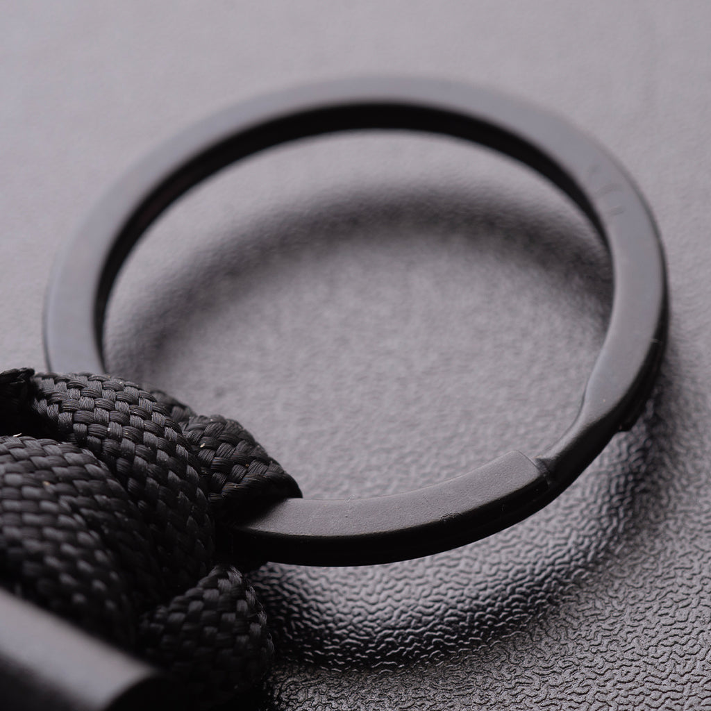 Dango Tether Mini Cordino paracord nero con accendifuoco