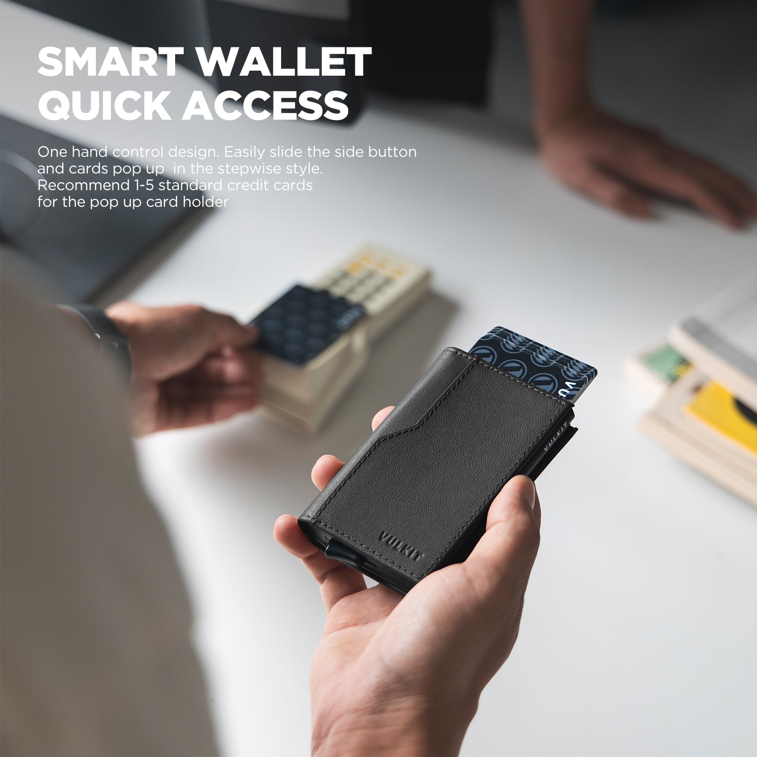 Vulkit VC205P Portafoglio Pelle Nero RFID 12 Carte