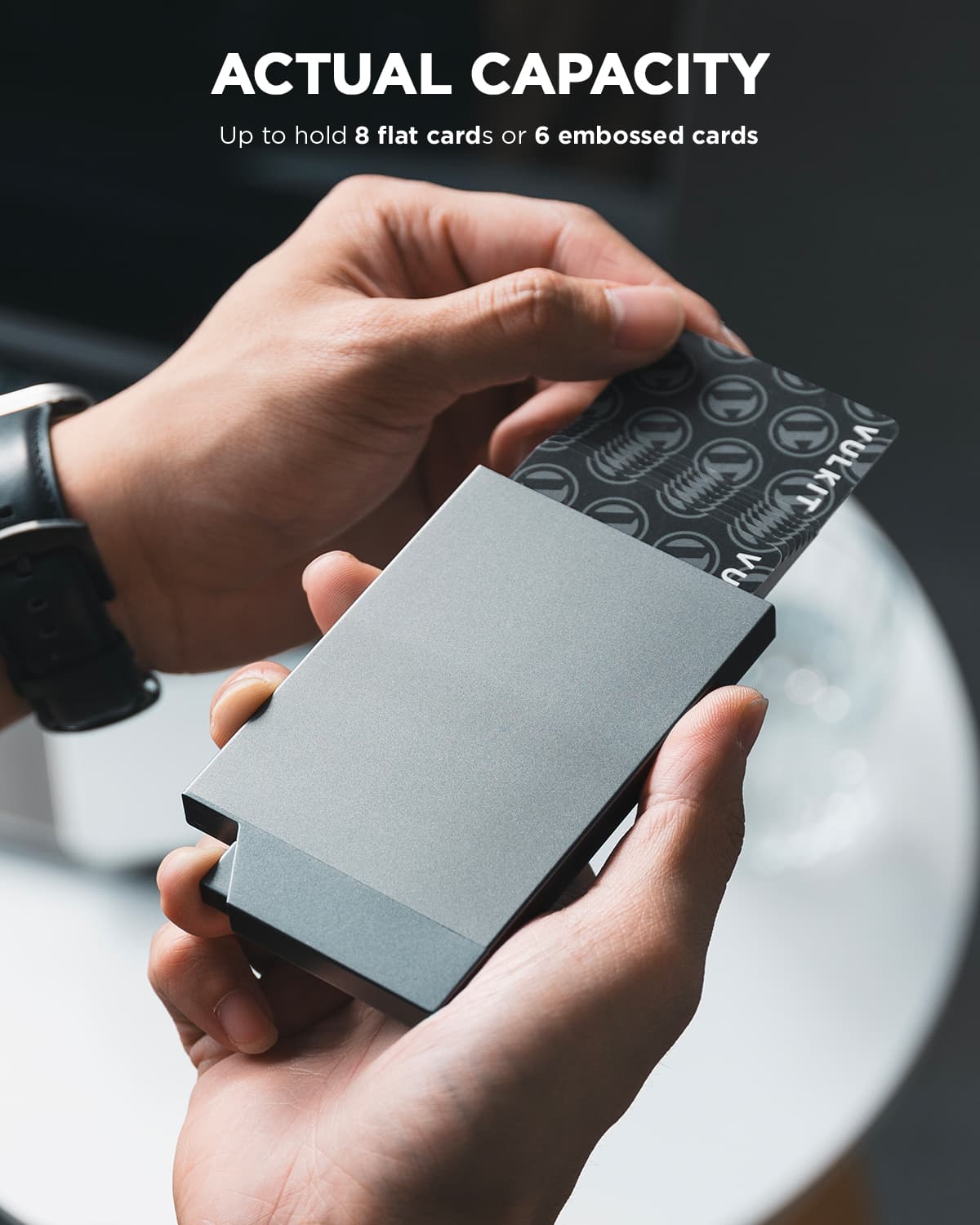 VULKIT VC400 portacarte pop up alluminio nero 8 carte