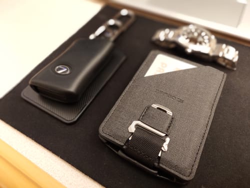 Dango M1 Lite Bifold portafoglio nero blackout RFID 13 carte