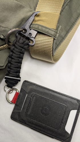 Dango Tether Mini Cordino paracord nero con accendifuoco