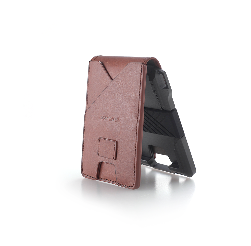 Dango M-Series M1 Maverick portafoglio bifold pelle marrone 16 carte