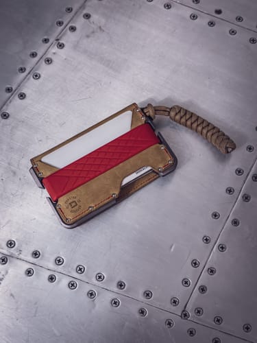 Dango D-Series D01 Dapper portafoglio bifold pelle grigio 17 carte
