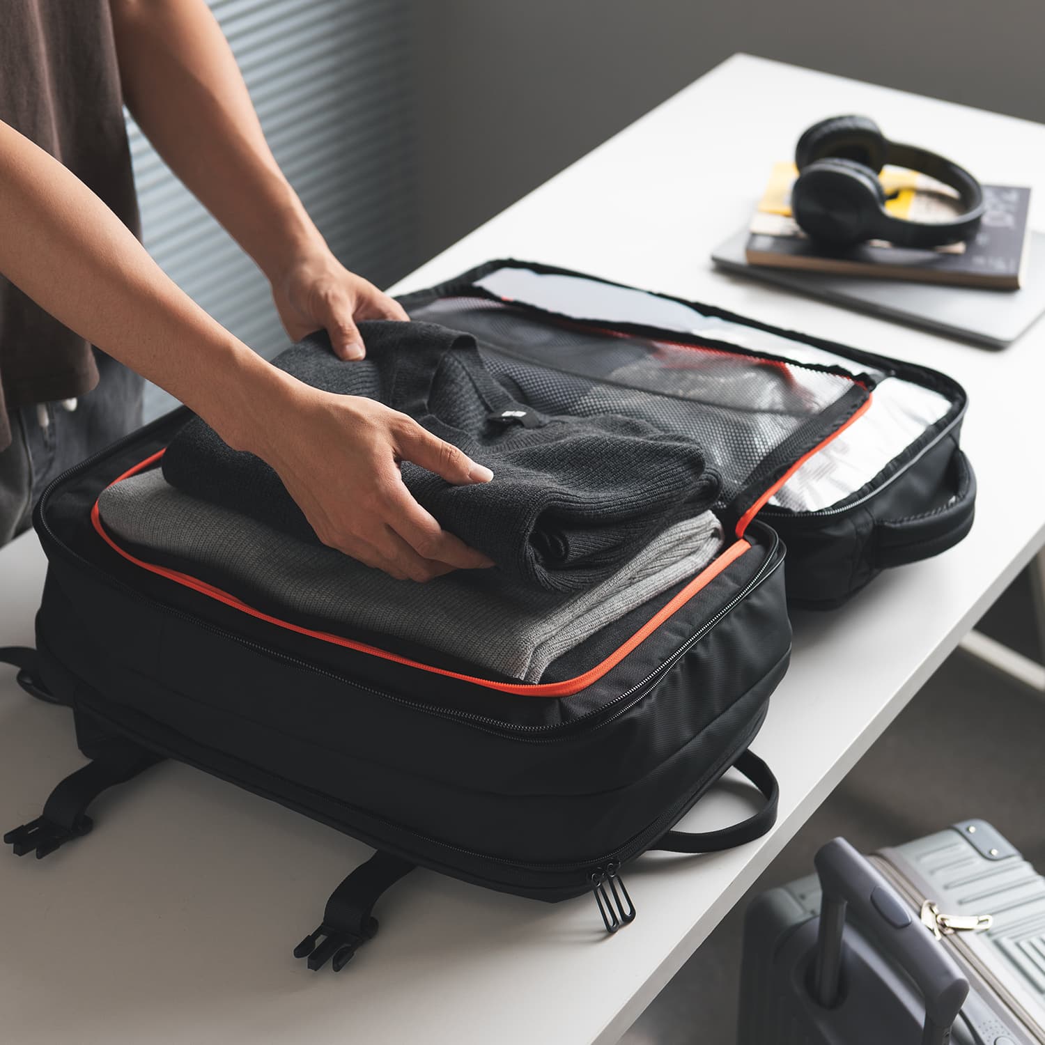 VULKIT Backpacks VBP100 zaino viaggio espandibile nero