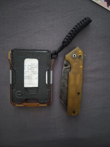 Dango M1 ULTEM portafoglio slim 8 carte RFID carbonio