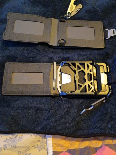 Dango S2 Stealth Bifold portafoglio nero DTEX RFID 10 carte