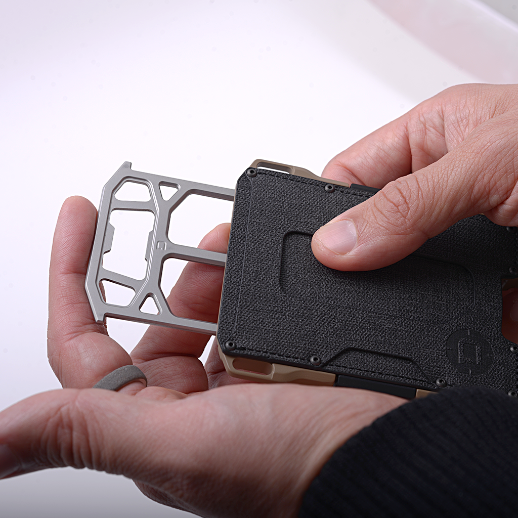 Dango MT04 Multi-Tool Acciaio 10 Funzioni Grigio