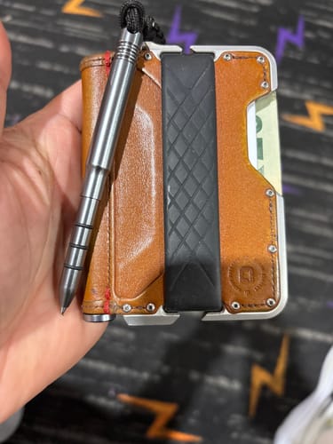 Dango P01 penna alluminio gunmetal con taccuino 48 pagine