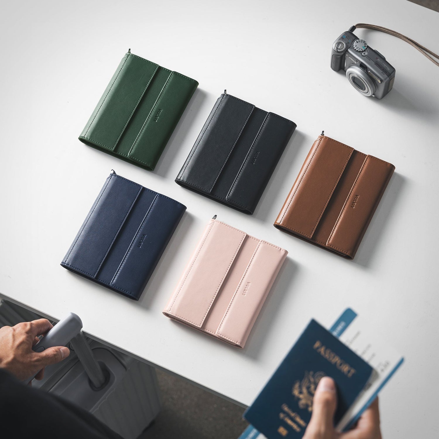 VULKIT VPW115 organizer viaggio pelle verde passaporto RFID
