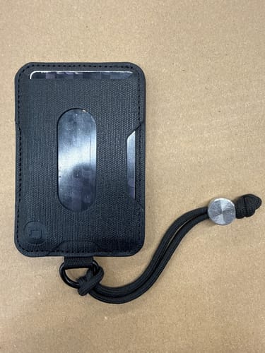 Dango S1 Stealth portafoglio MagSafe nero 7 carte DTEX