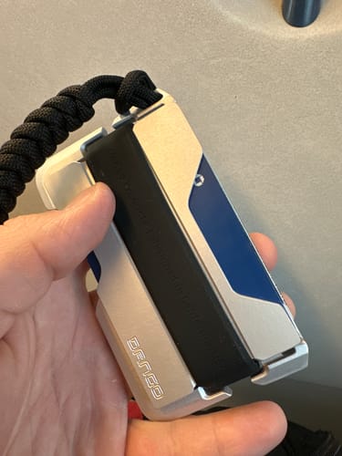 Dango D01 Dapper portafoglio marrone pelle RFID 12 carte