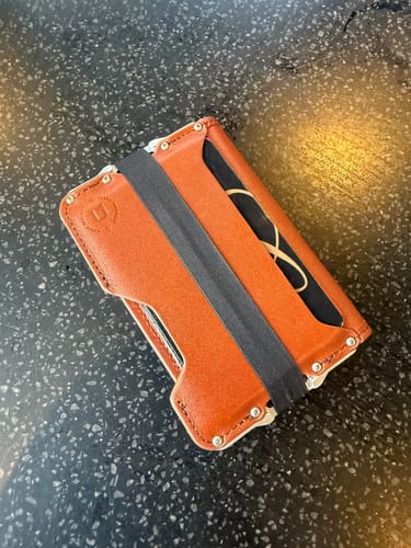 Dango D03 Dapper portafoglio bifold pelle whiskey brown