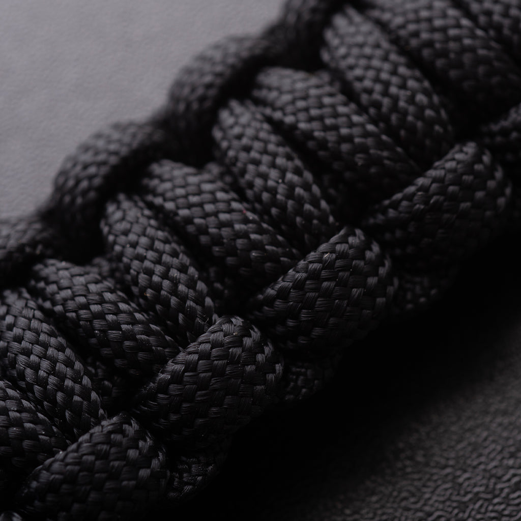 Dango Tether Mini Cordino paracord nero con accendifuoco