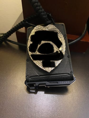 Dango Cords Tethers laccetto collo paracord nero con porta badge