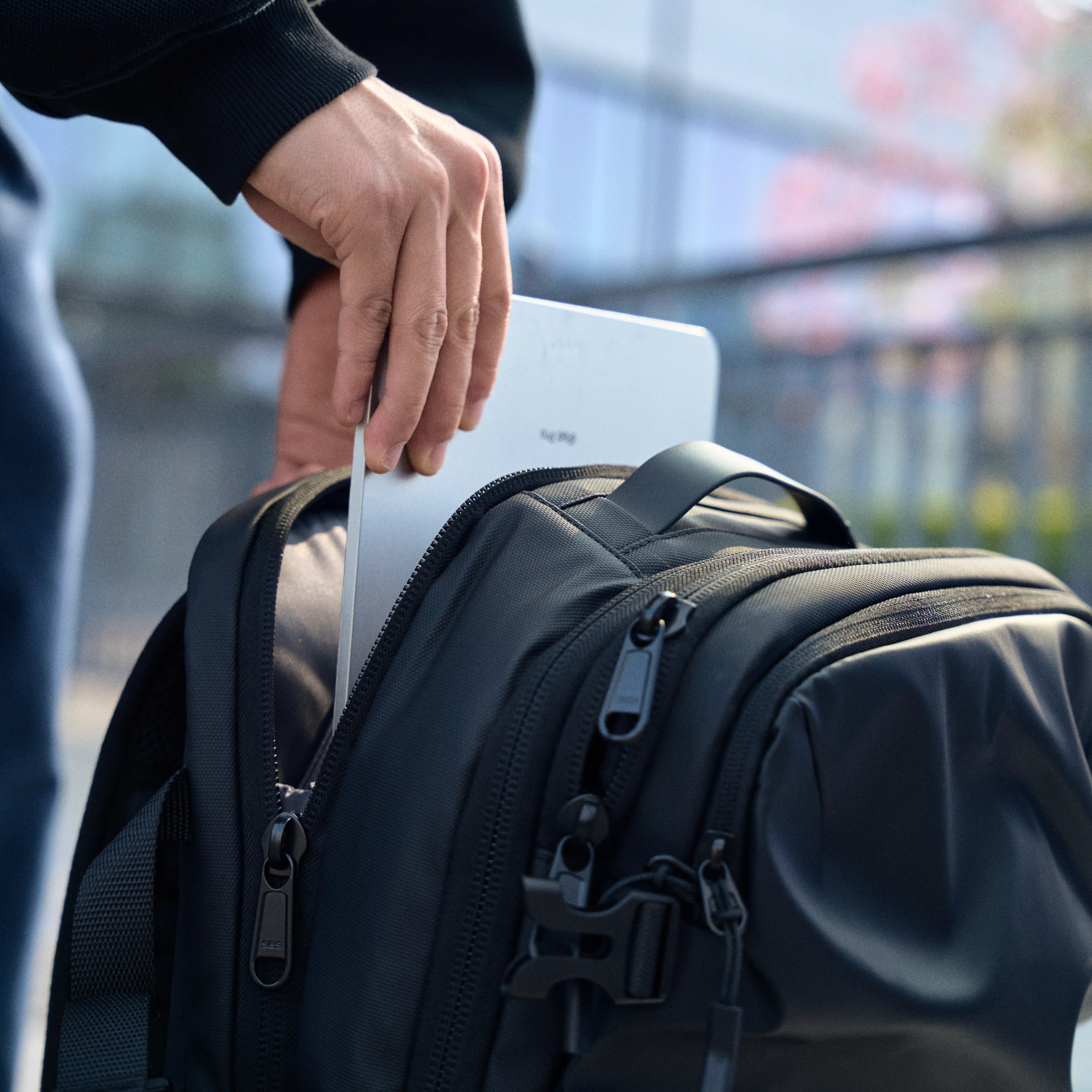 VULKIT Backpacks VBP101 zaino viaggio nero espandibile