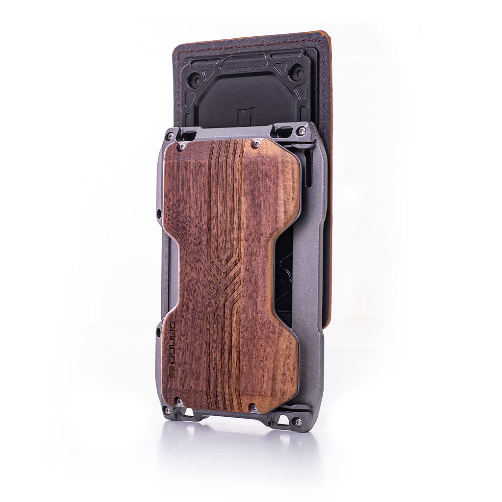 Dango A10 Elements portafoglio alluminio Walnut 7 carte