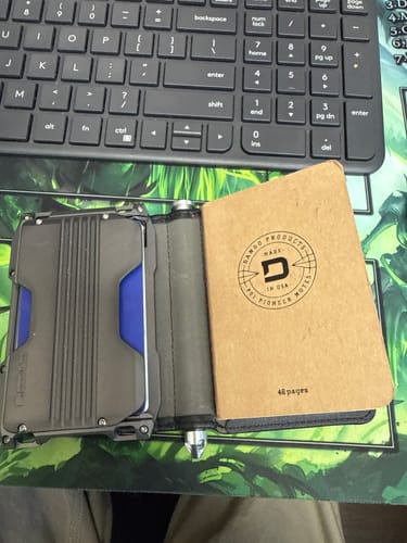 Dango A10 Adapt Bifold portafoglio alluminio RFID 10 carte