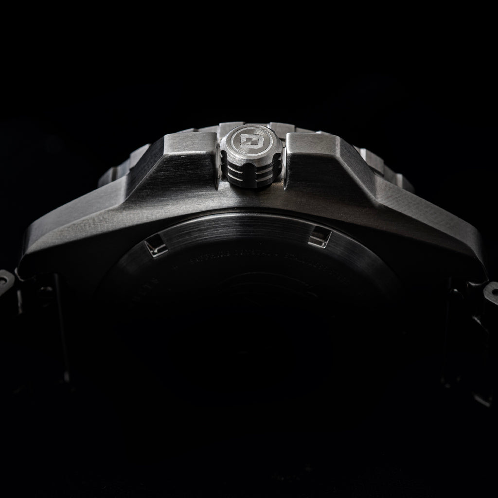 Dango DV-02 orologio subacqueo automatico acciaio nero