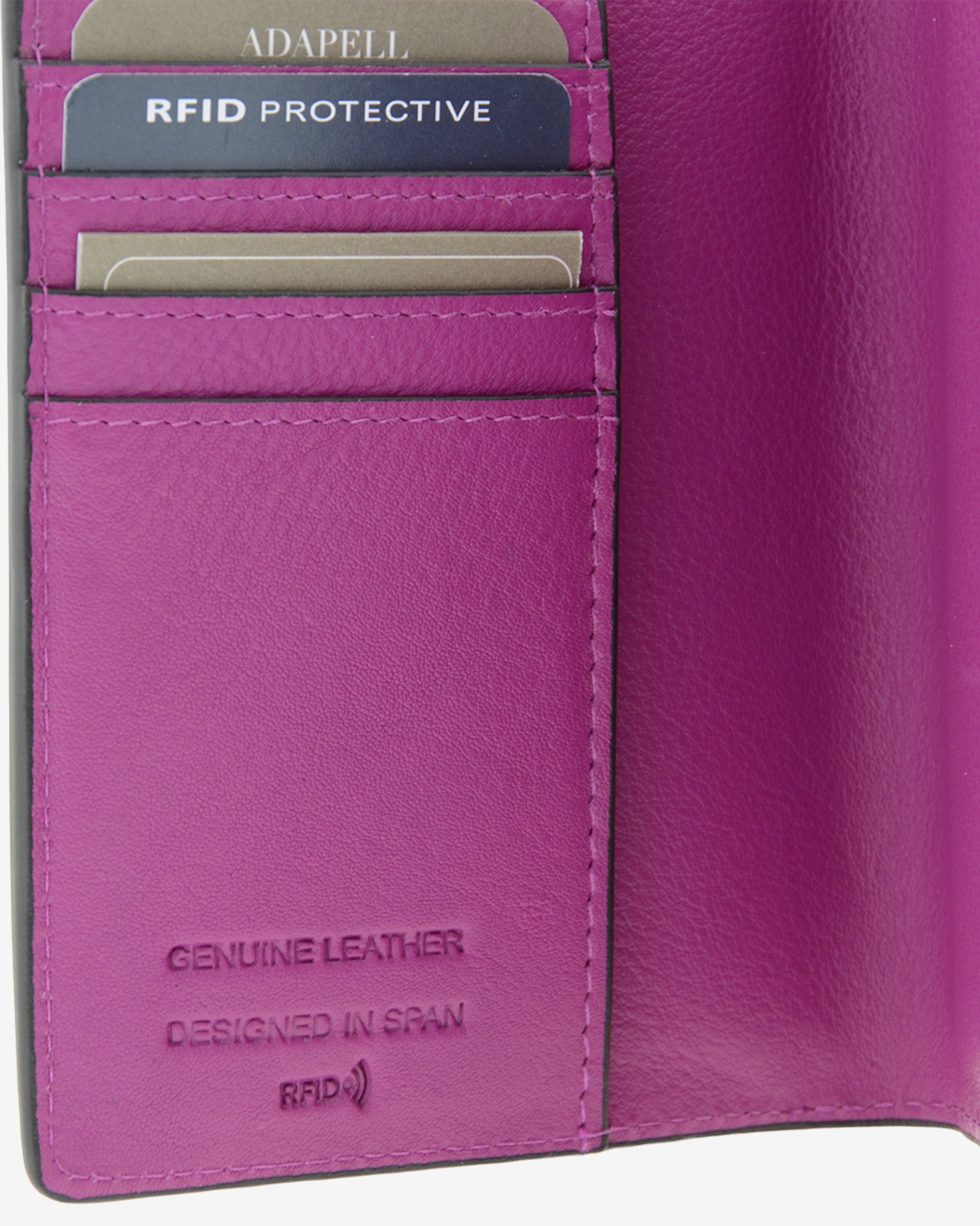 Adapell Essenza 8087 Portapassaporto Nero RFID Pelle